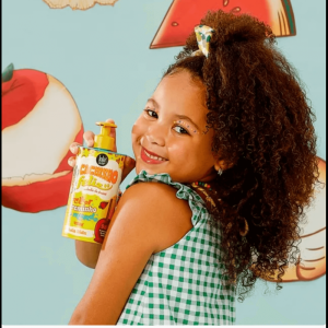 LOLA COSMETICS CACHINHO FELIZ DE FRUTAS CREMA DE PEINAR X 450 G